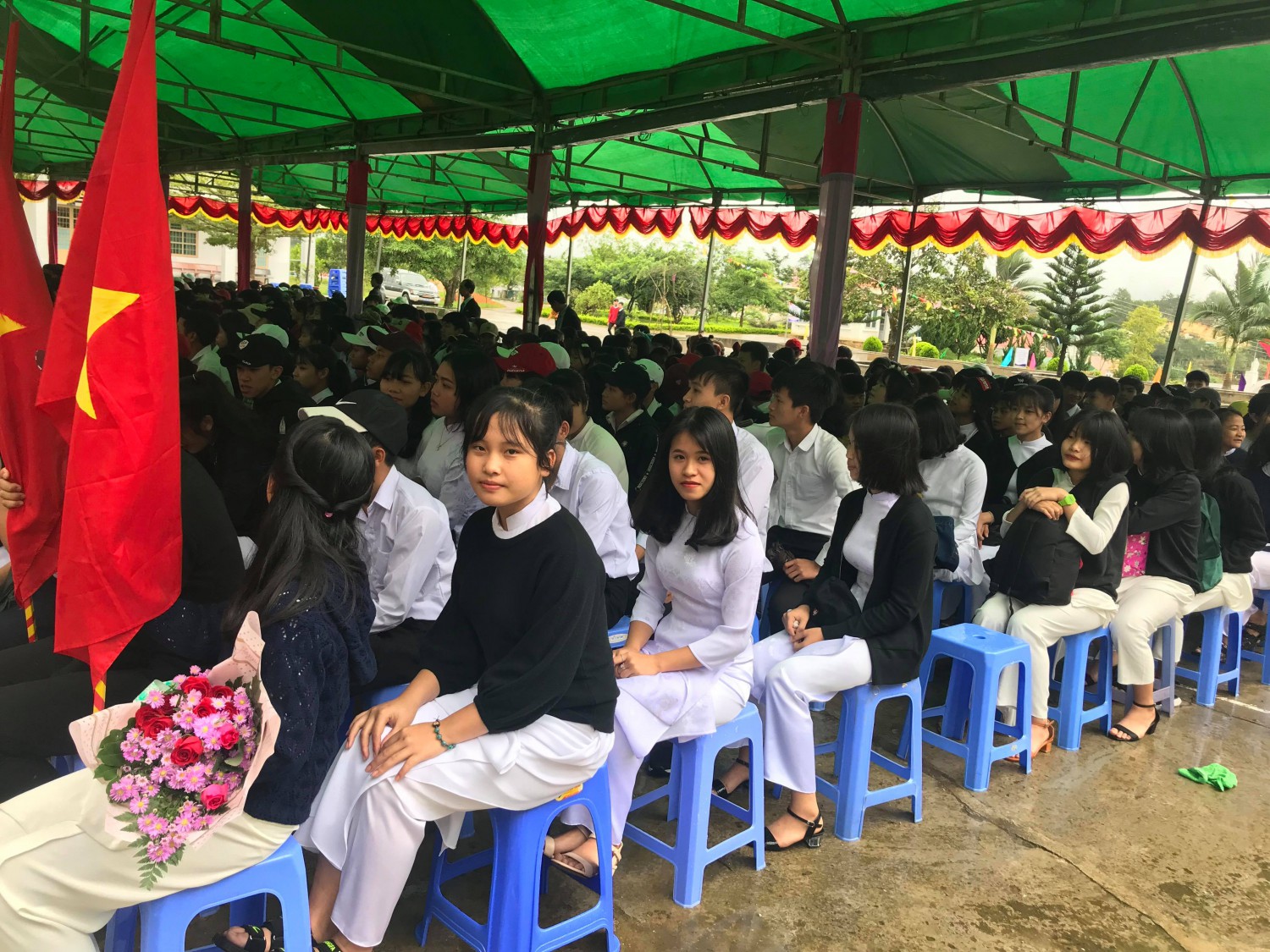 Hình ảnh học sinh trong lễ khai giảng