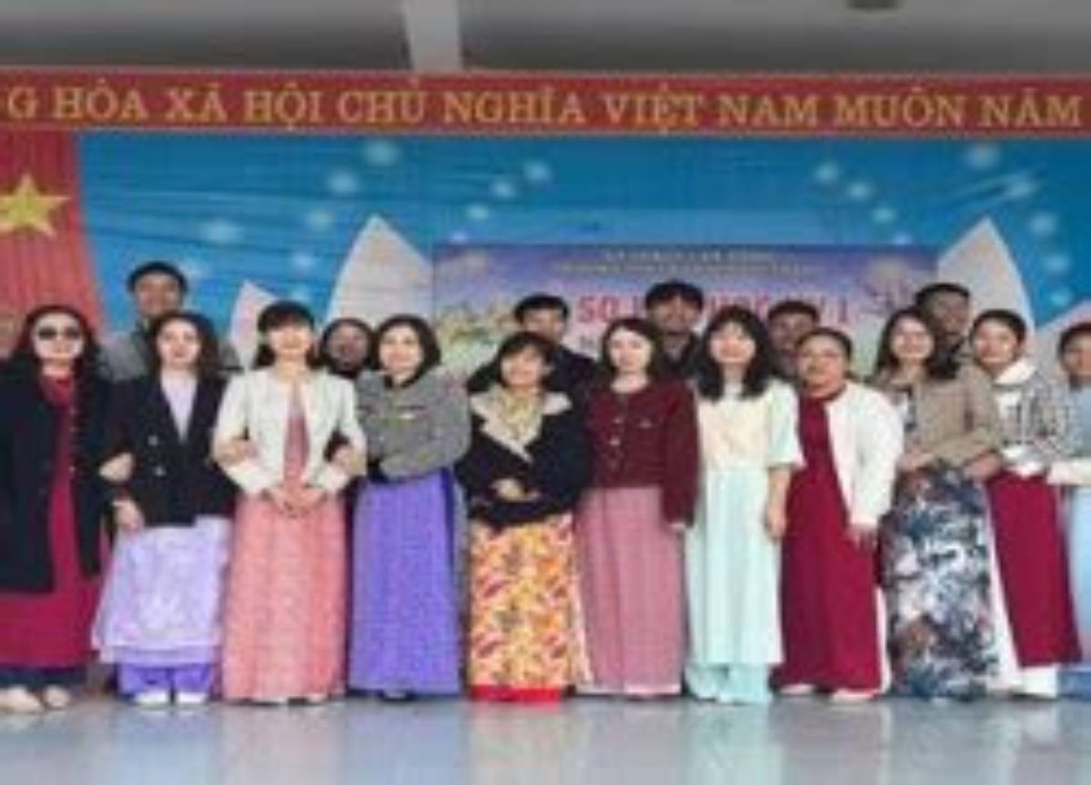 TRƯỜNG THPT NGUYỄN CHÍ THANH TỔ CHỨC CHƯƠNG TRÌNH LỄ SƠ KẾT HỌC KÌ I NĂM HỌC 2024-2025