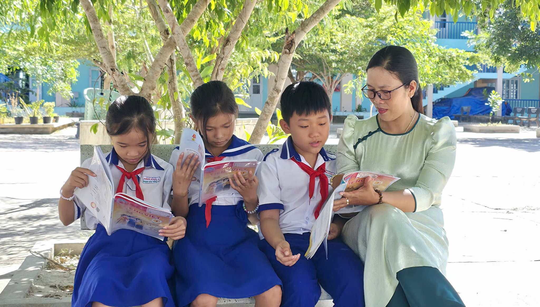 Cô giáo người Chăm trưởng thành từ chính sách, tận tâm với nghề
